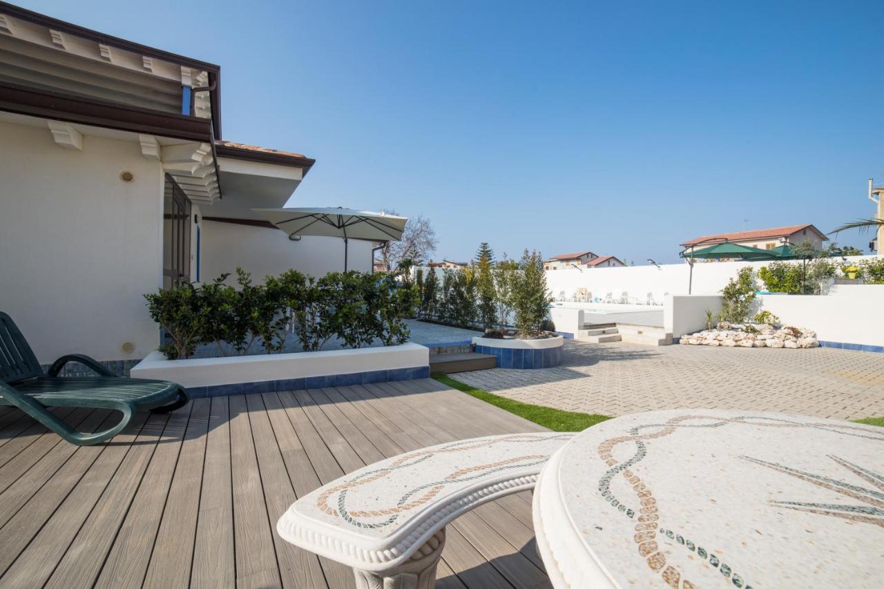 Concettina Aparthotel *